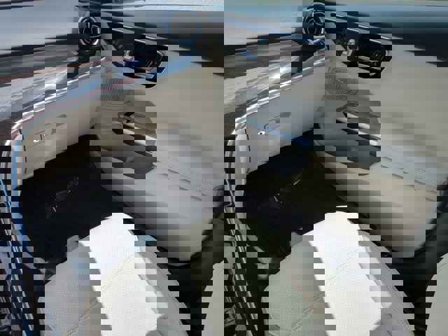 Used 2025 Mercedes-Benz C 300 C 300 image 16