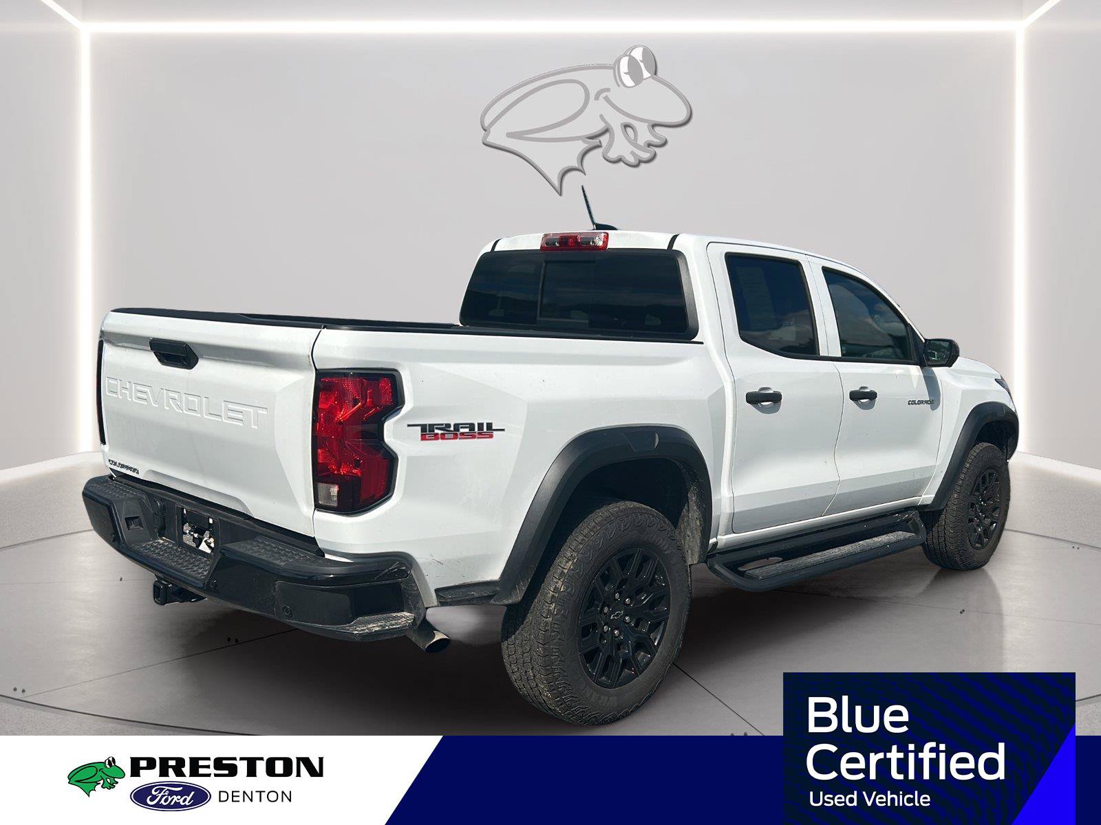 Used 2025 Chevrolet Colorado Trail Boss AWD/4WD image 6