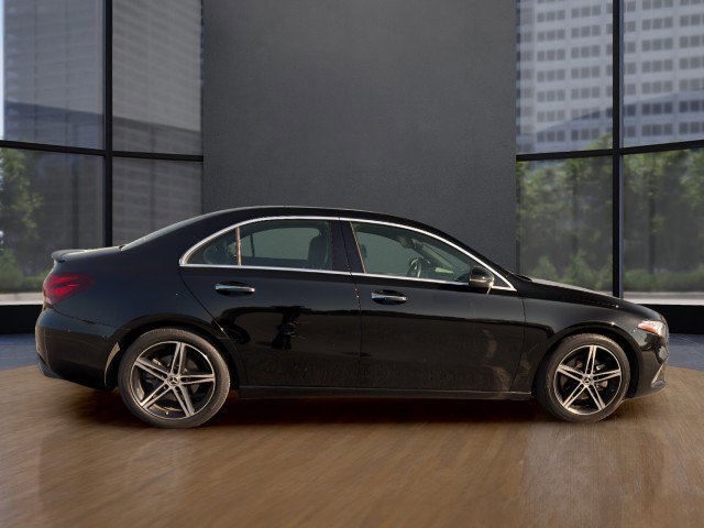 Used 2022 Mercedes-Benz A 220 image 17