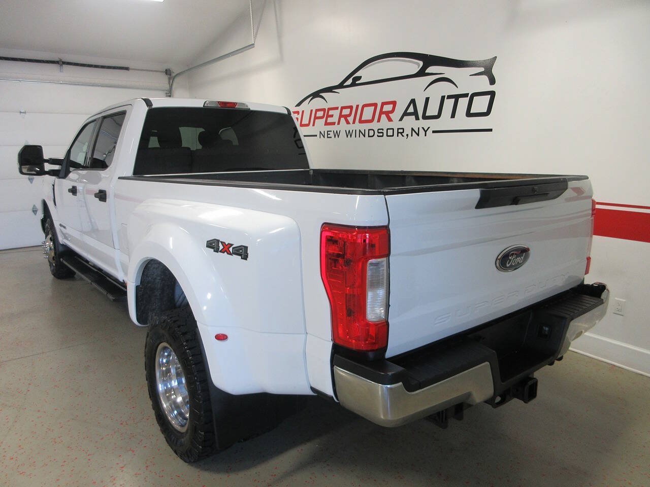Used 2019 Ford F350 XLT AWD/4WD image 15