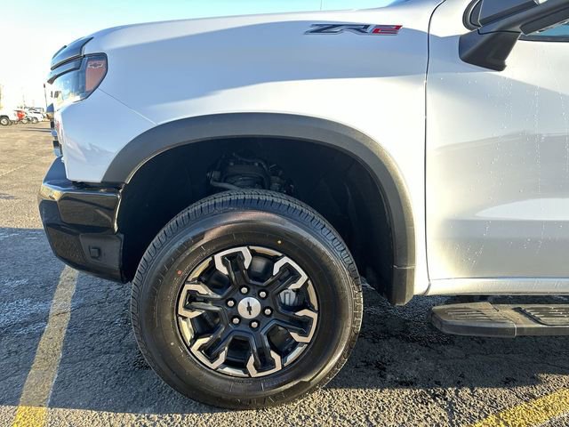 Used 2024 Chevrolet Silverado 1500 ZR2 image 34