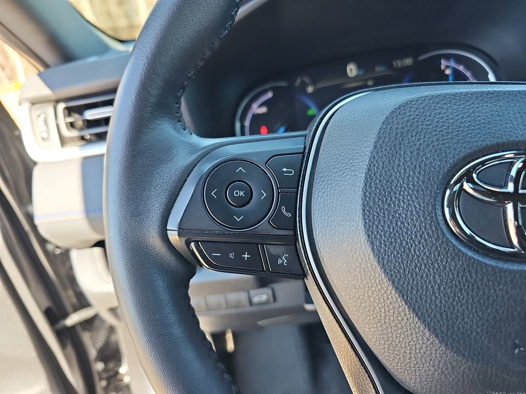 Used 2023 Toyota RAV4 XSE image 17