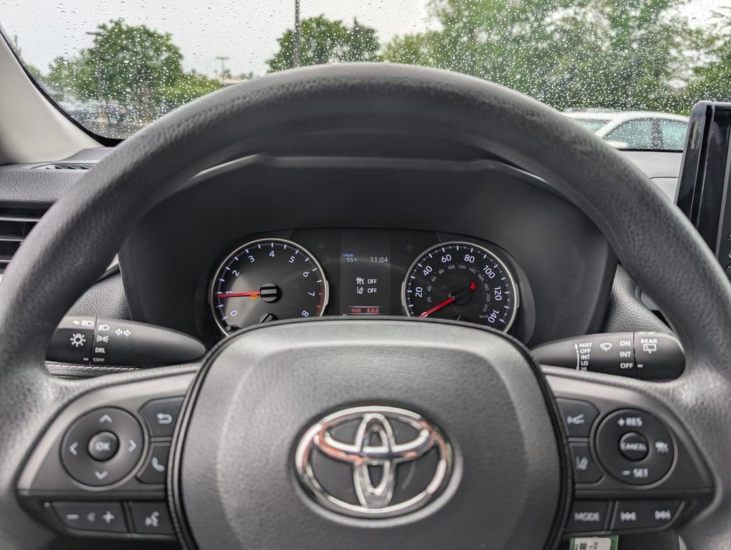 Used 2019 Toyota RAV4 LE w/ All Weather Liner Package AWD/4WD image 23