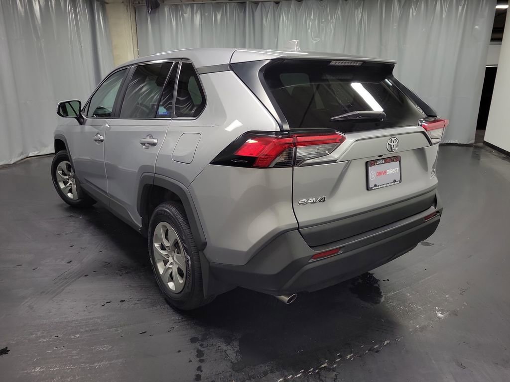 Used 2023 Toyota RAV4 LE AWD/4WD image 6