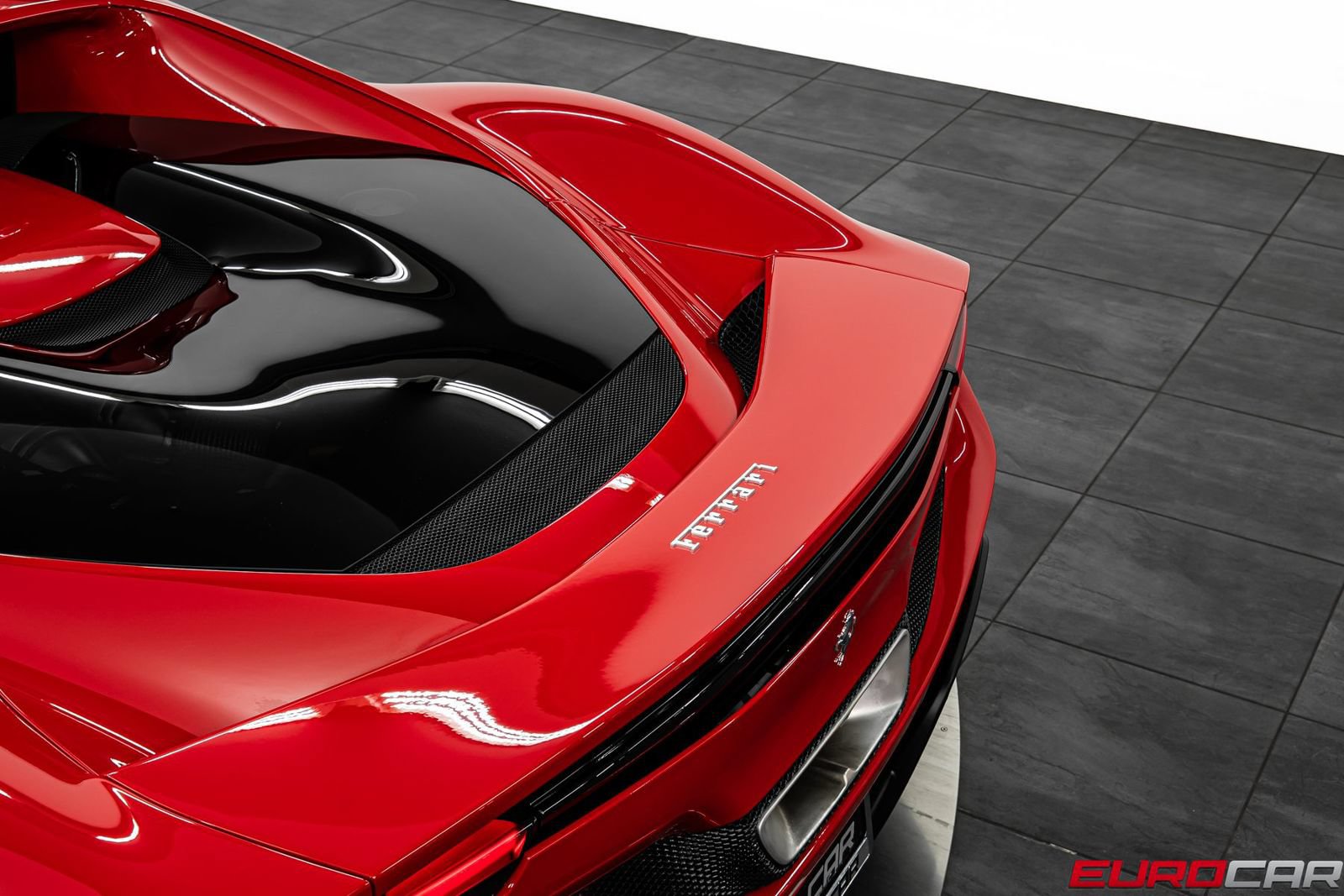 Used 2023 Ferrari 296 GTB RWD image 19