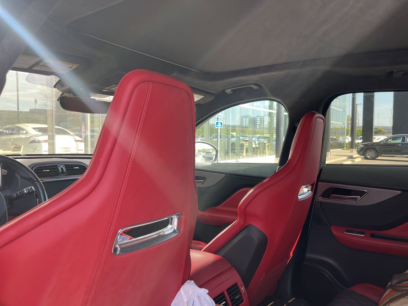 Used 2020 Jaguar F-PACE SVR image 4