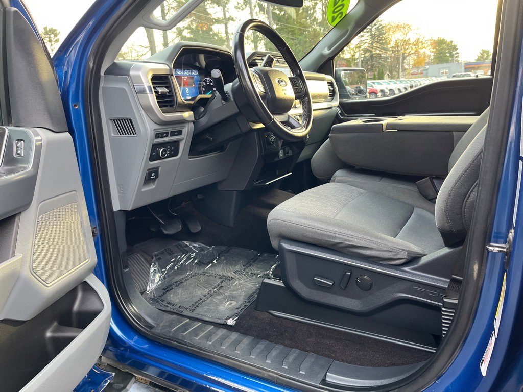 Used 2022 Ford F150 XLT w/ Equipment Group 302A High image 9