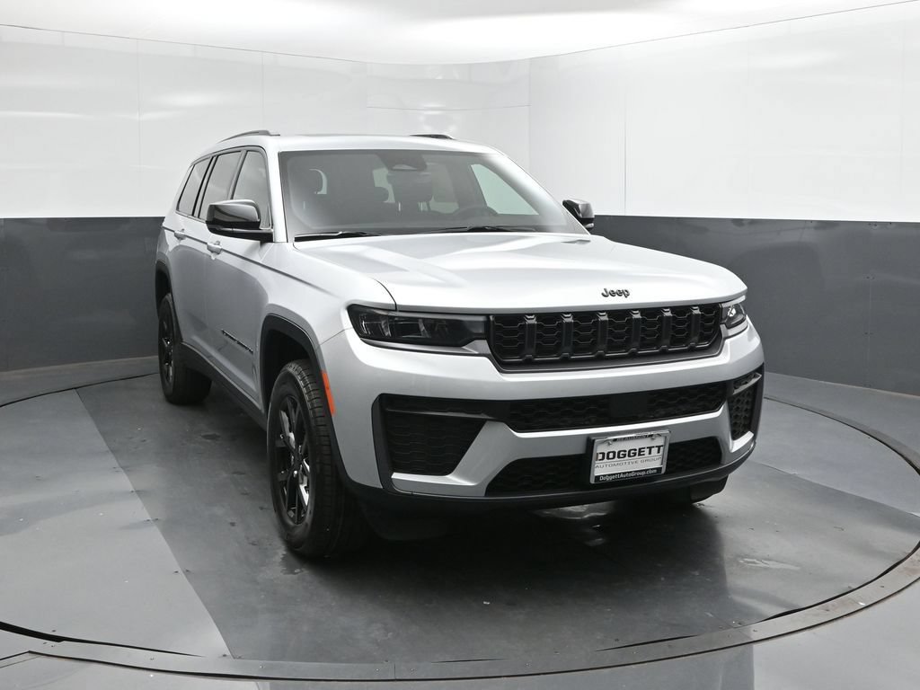 New 2026 Jeep Grand Cherokee L 2WD image 17