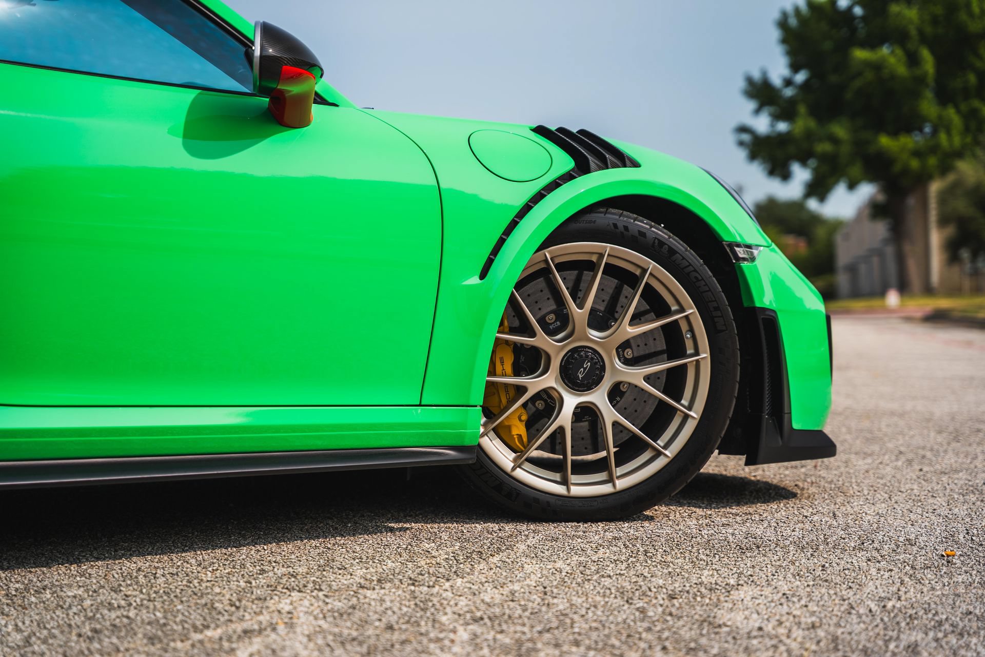 Used 2018 Porsche 911 GT2 RS RWD image 16