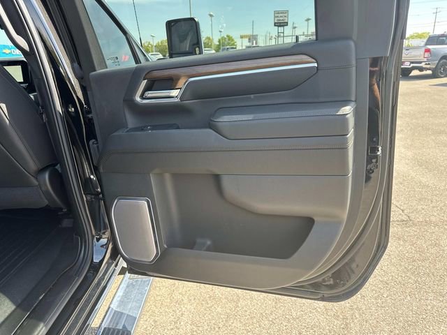 Used 2024 Chevrolet Silverado 2500 High Country w/ Technology Package image 22