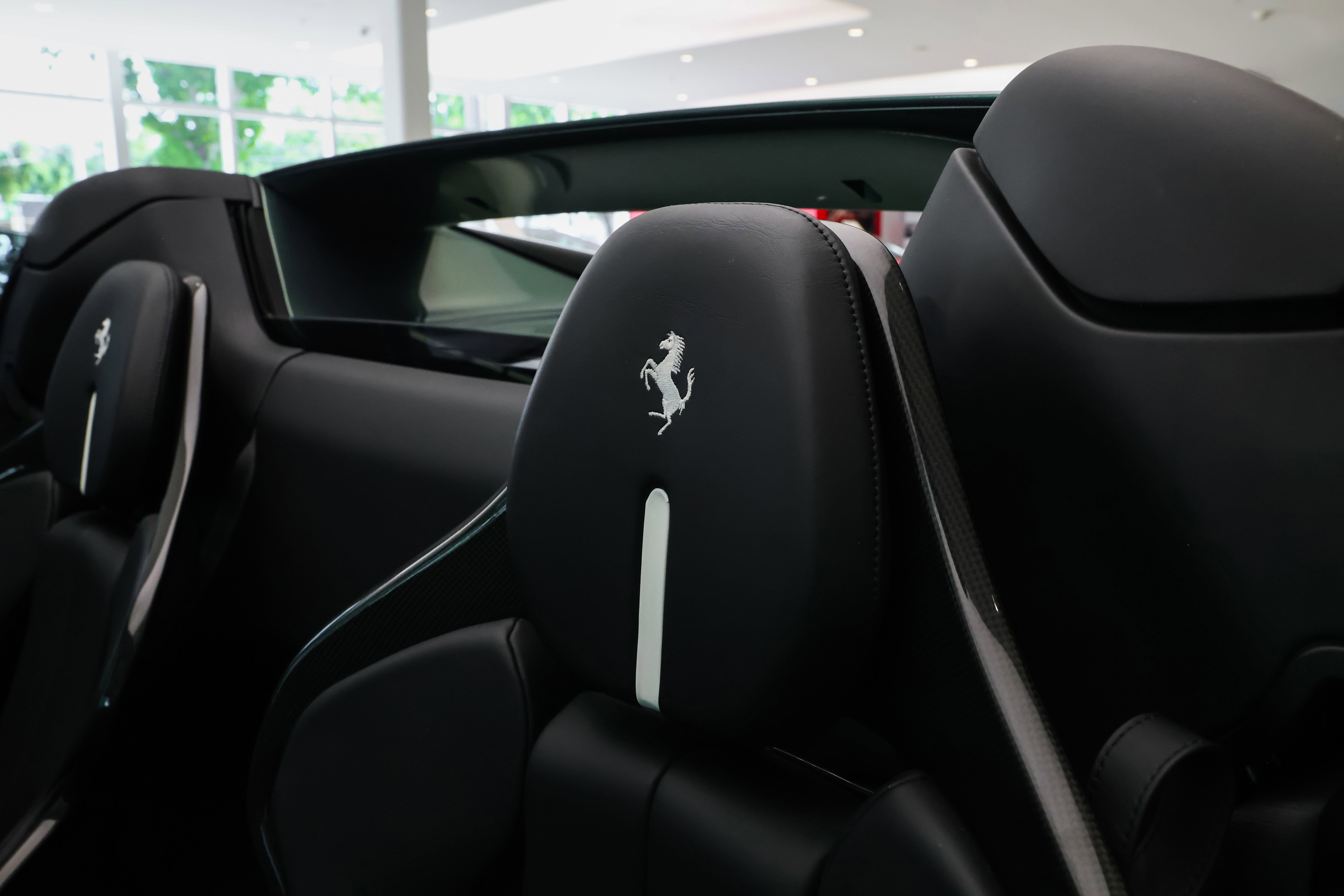 Used 2023 Ferrari 296 GTS RWD image 20
