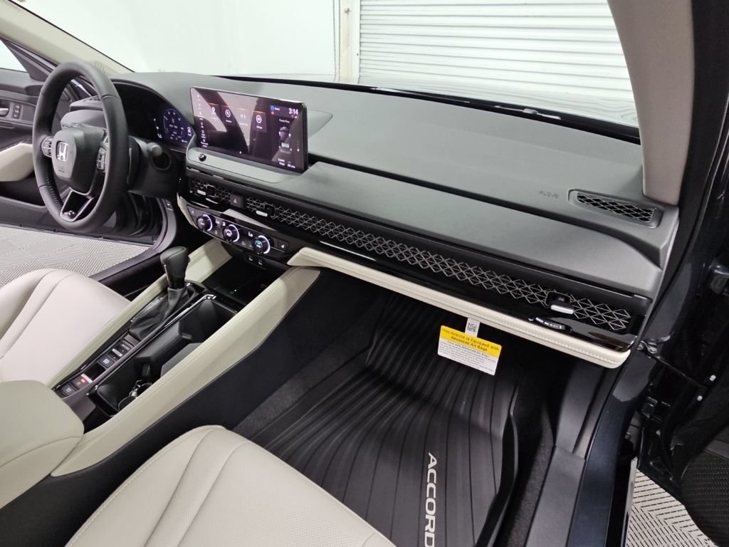 New 2026 Honda Accord EX-L image 38
