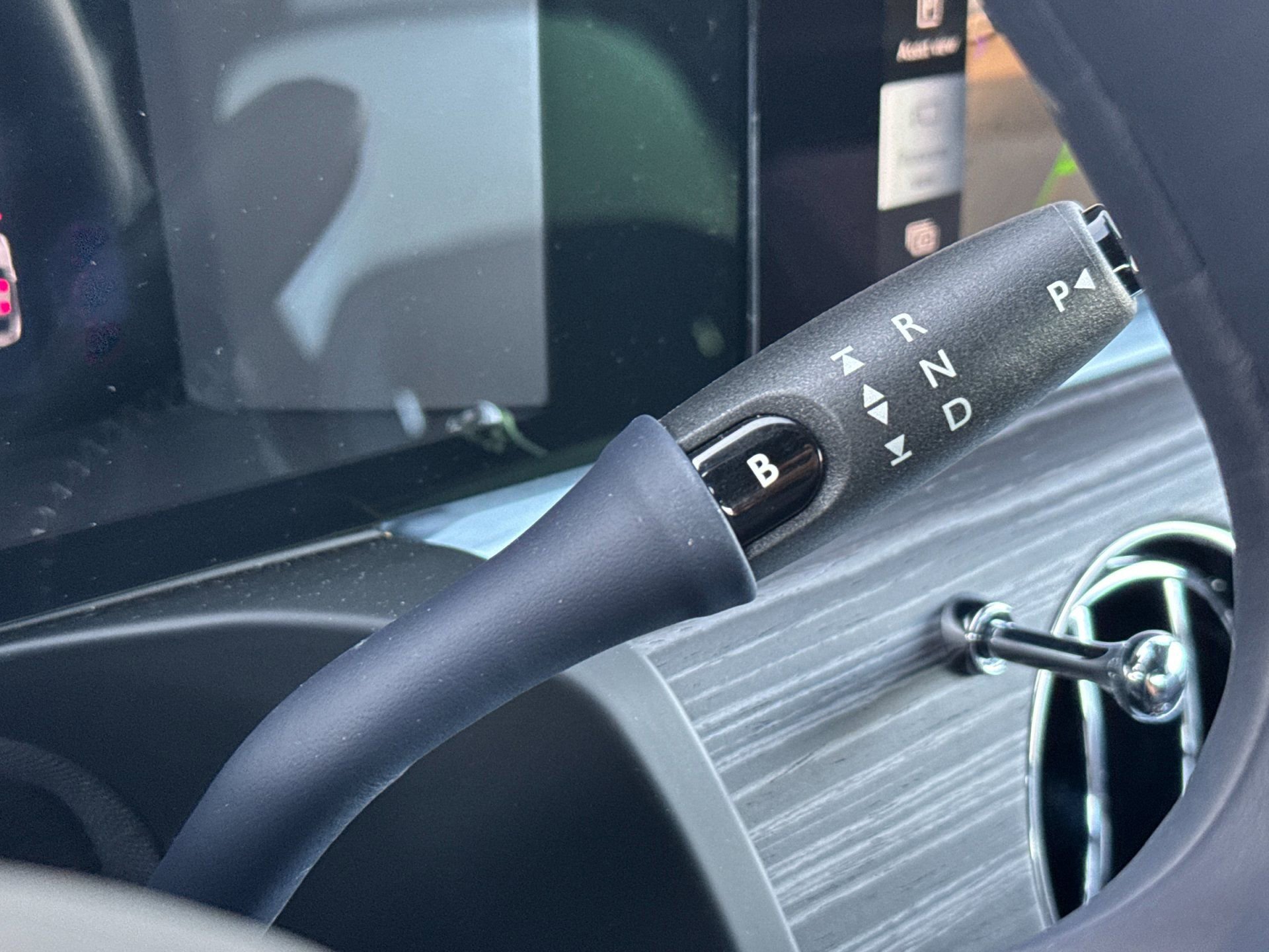 Certified 2025 Rolls-Royce Spectre w/ Leather Finishing Pack image 22