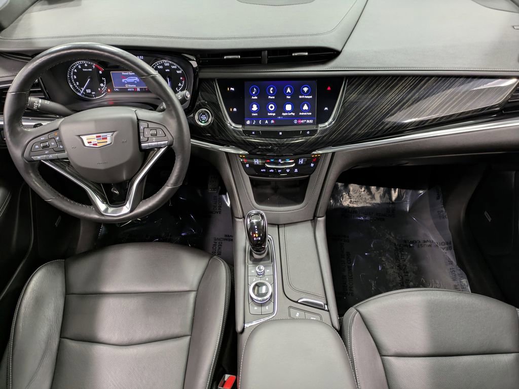 Used 2020 Cadillac XT6 Premium Luxury image 37