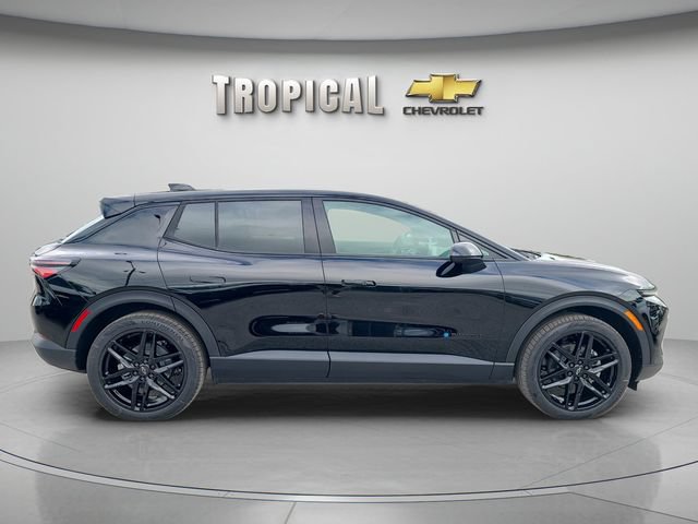 New 2026 Chevrolet Equinox EV LT w/ LPO, Blackout Package FWD image 6