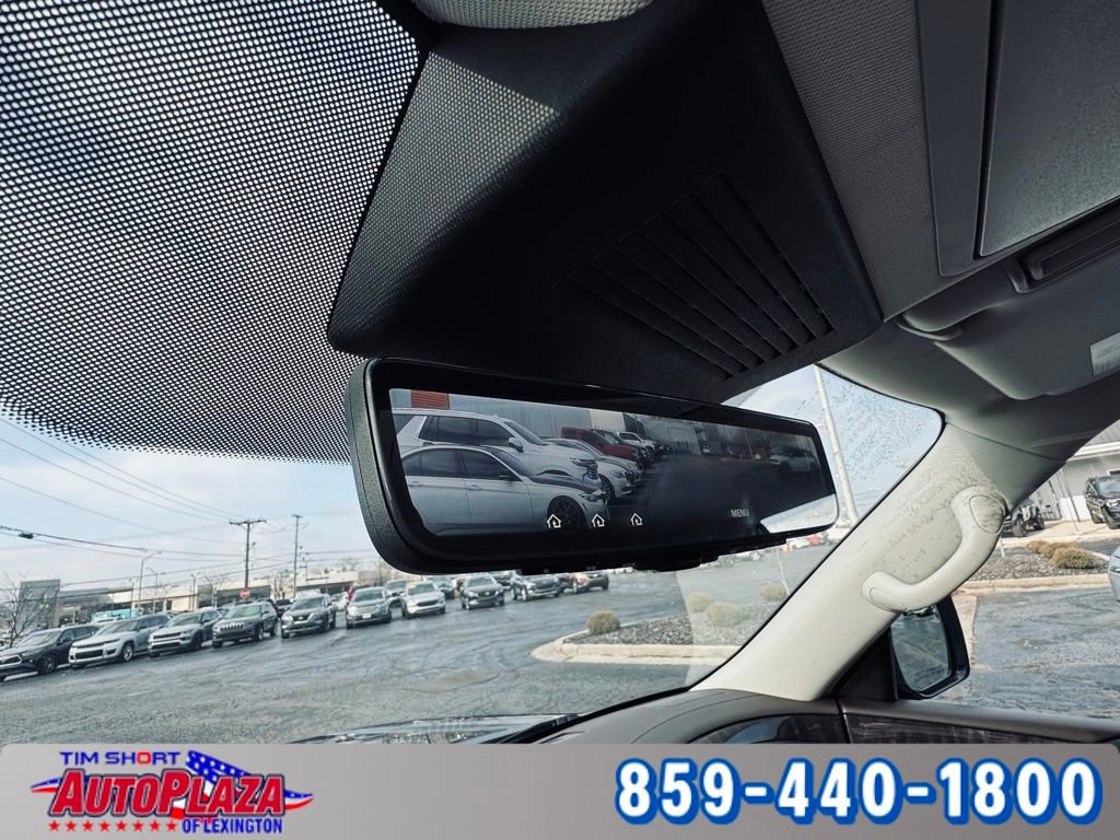 Used 2024 Nissan Armada Platinum w/ Captain's Chairs Package image 38