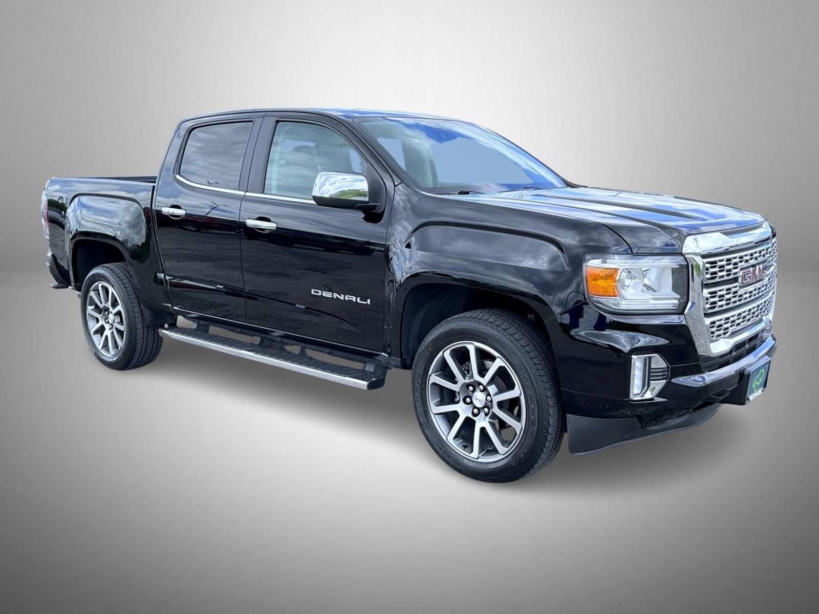 Certified 2022 GMC Canyon Denali AWD/4WD image 3