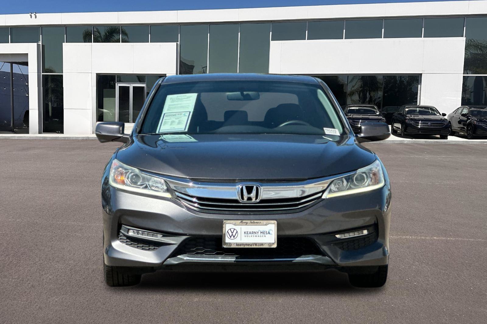 Used 2017 Honda Accord EX image 8