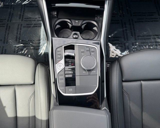 Certified 2023 BMW 330i xDrive Sedan w/ Parking Assistance Package image 26