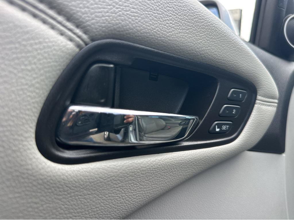 Used 2018 Acura RDX w/ Tech & AcuraWatch Plus Pack FWD image 33