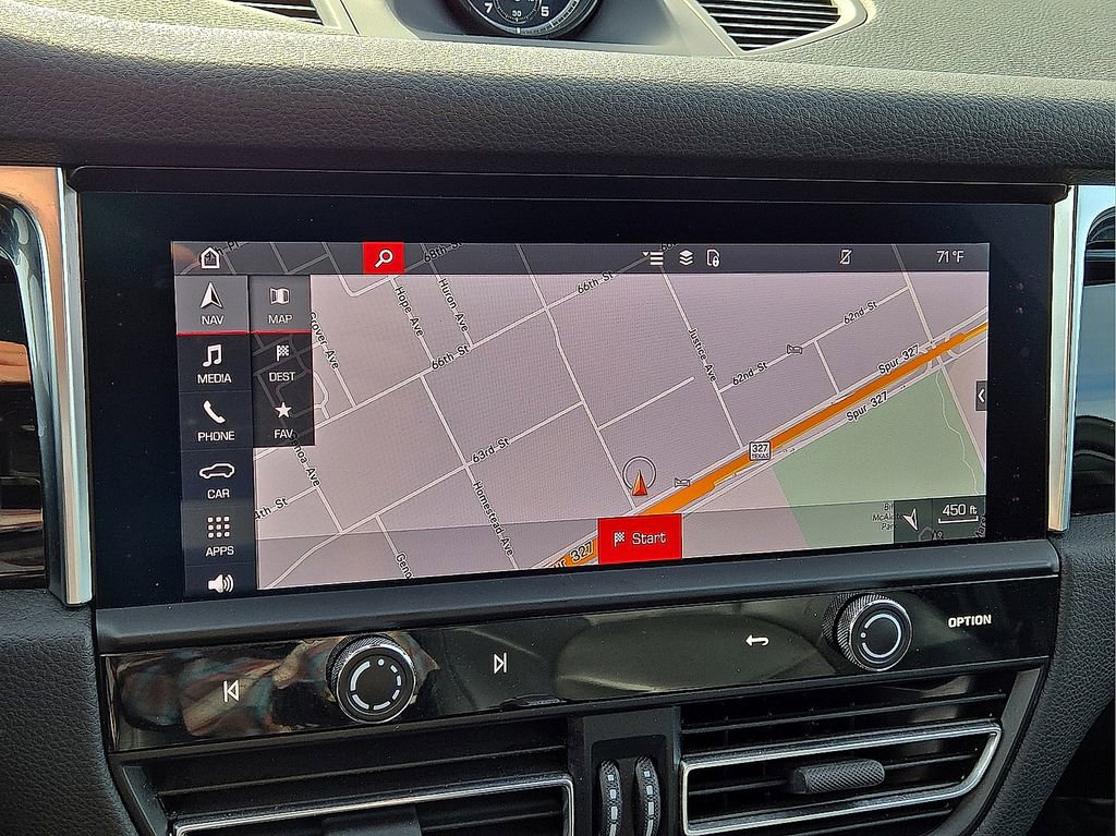 Used 2024 Porsche Macan Turbo image 28