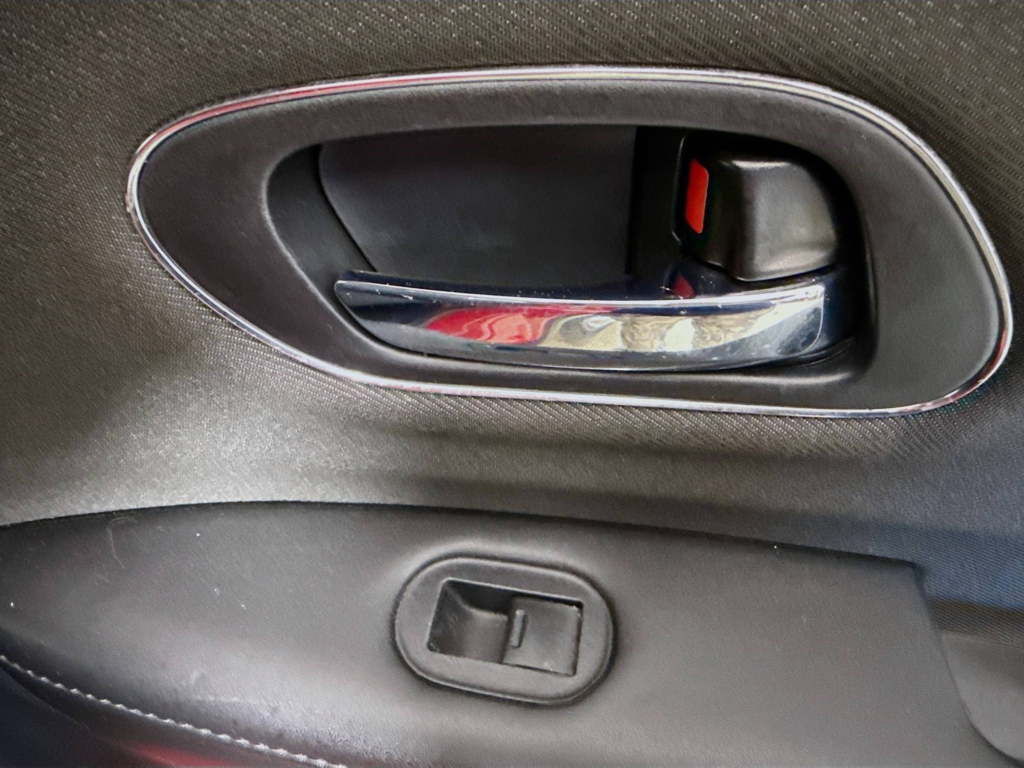 Used 2020 Honda HR-V EX image 31