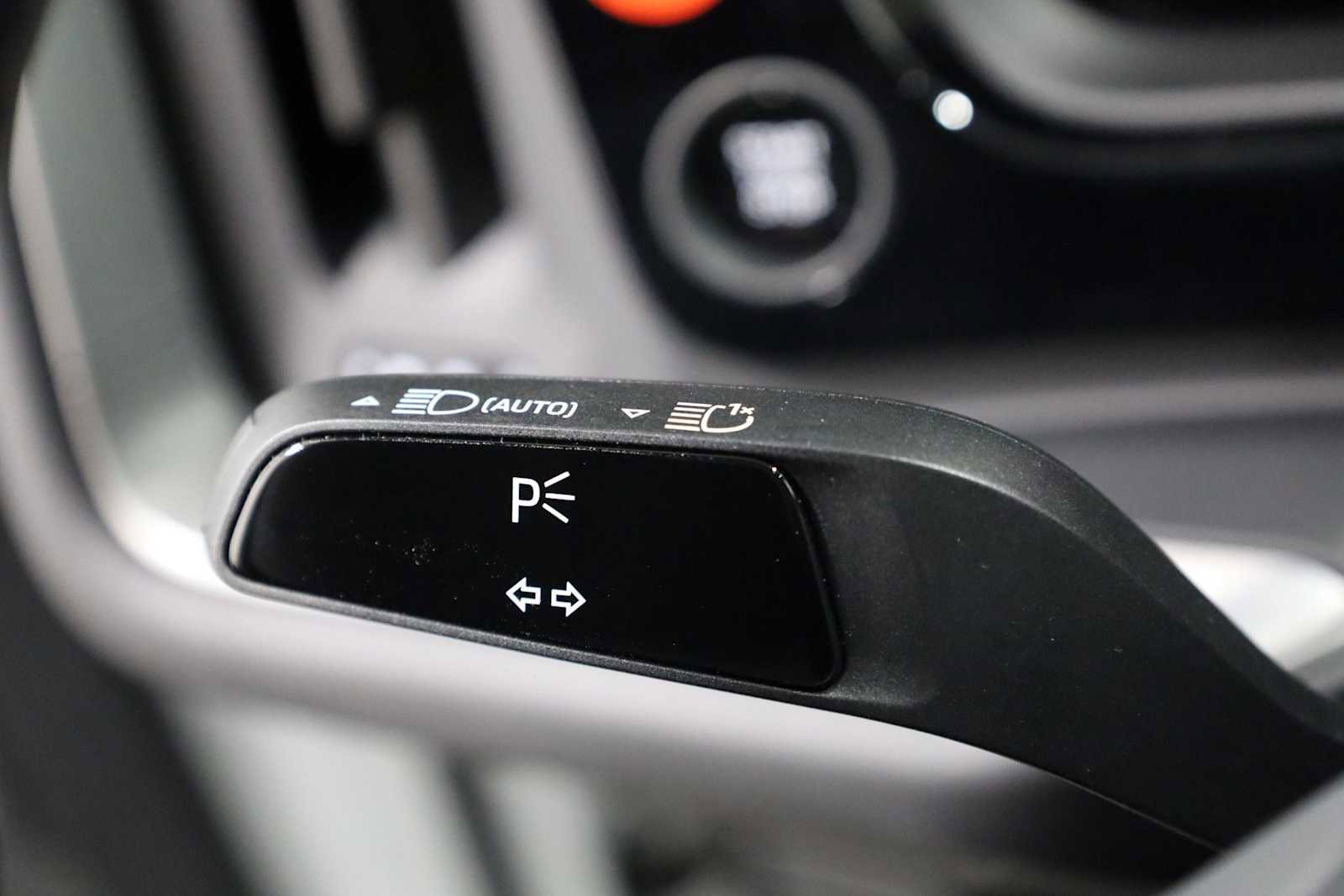 New 2026 Porsche Cayenne Coupe AWD/4WD image 31