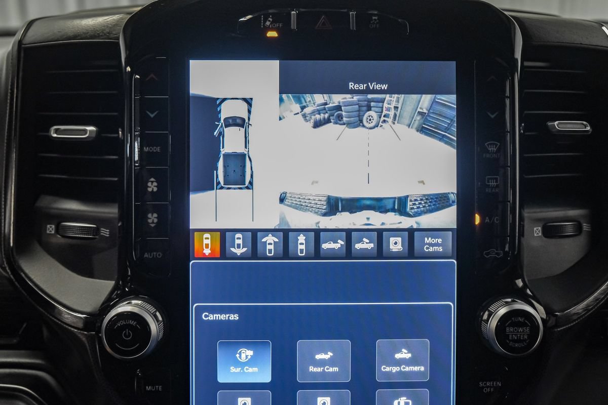 Used 2024 RAM 3500 Limited AWD/4WD image 23