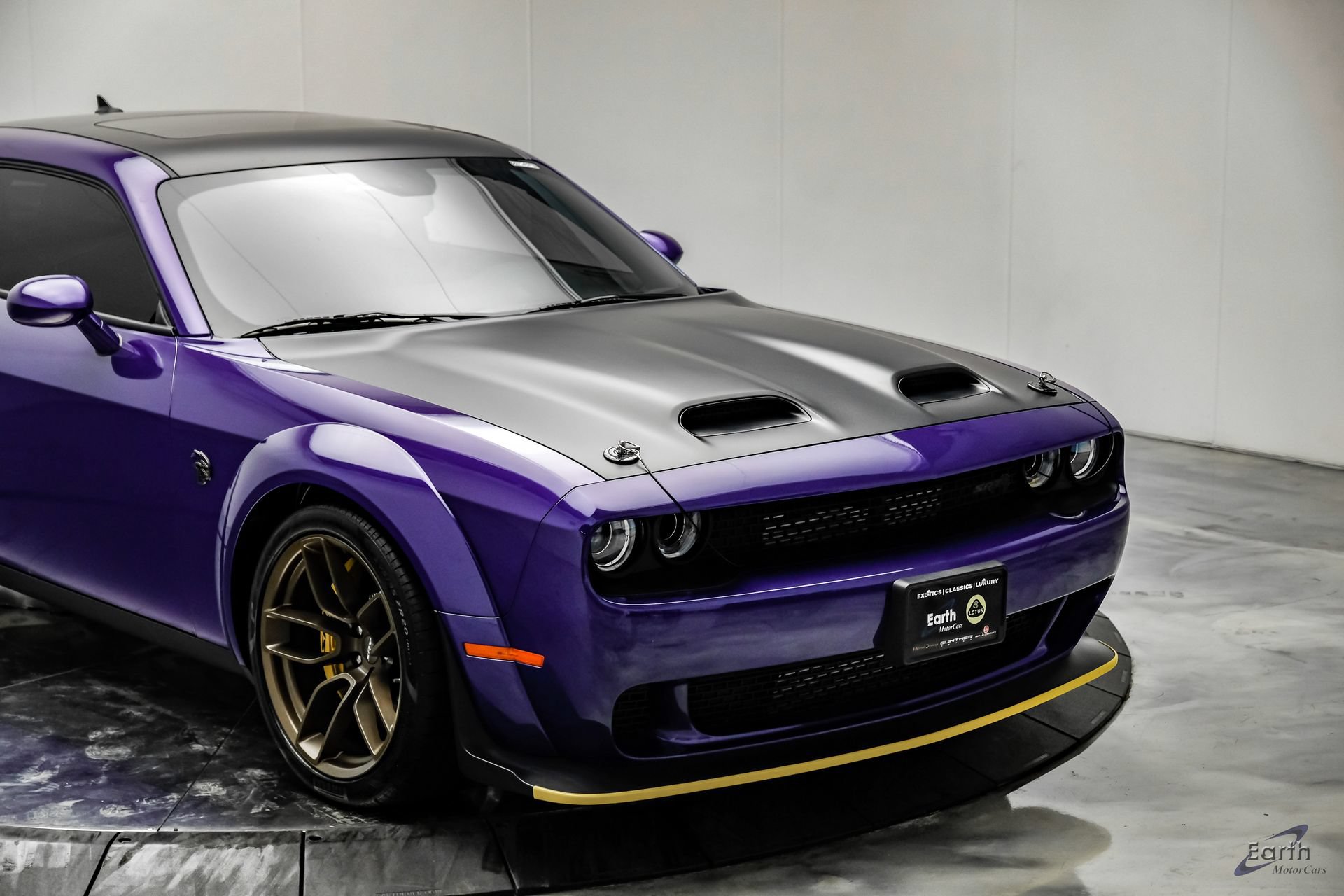 Used 2023 Dodge Challenger SRT Hellcat RWD image 31