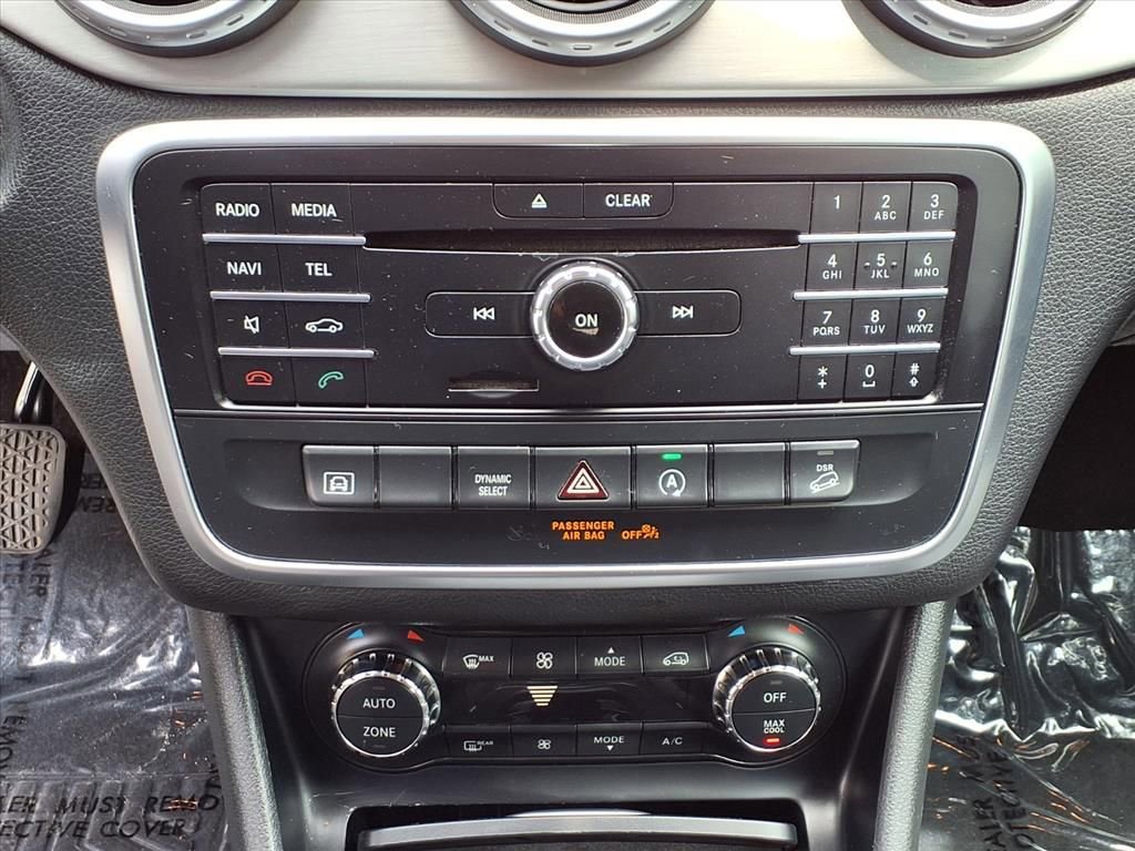 Used 2017 Mercedes-Benz GLA 250 4MATIC image 21