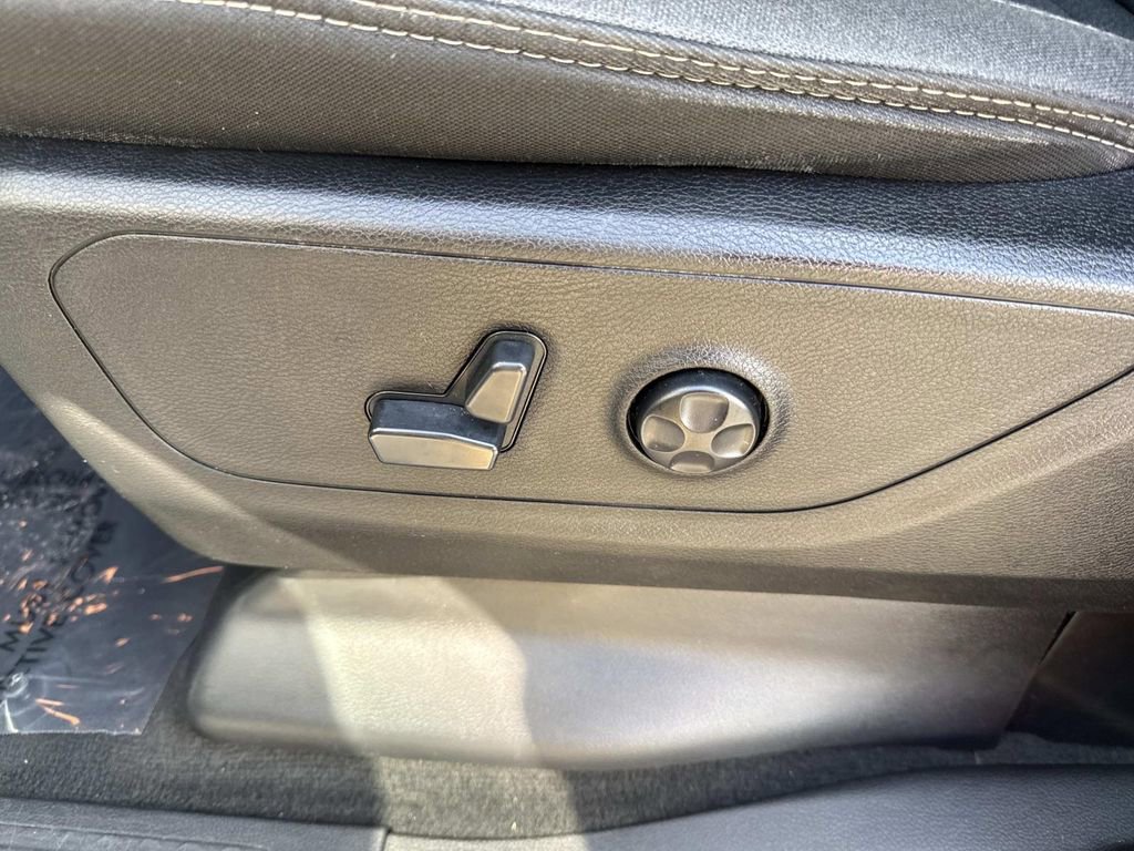 Used 2019 RAM 1500 Big Horn image 25