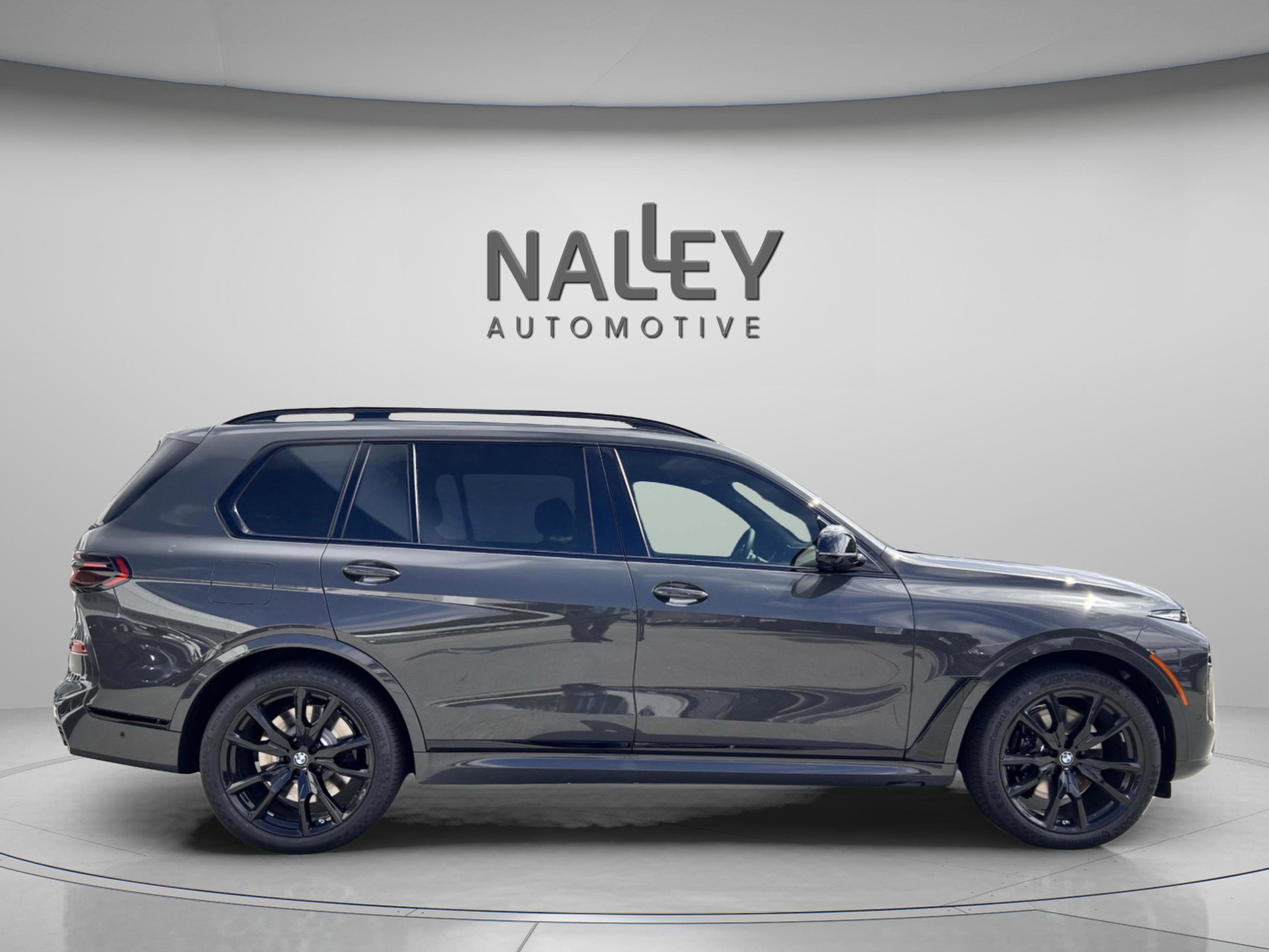 Used 2026 BMW X7 M60i image 4