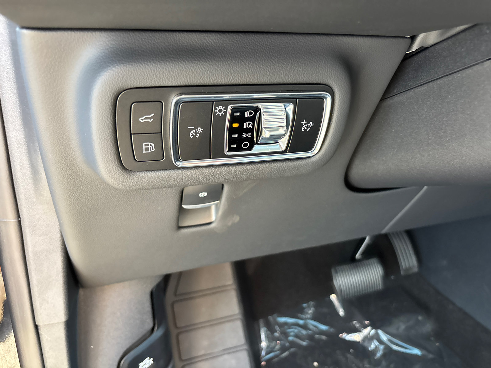 New 2026 Lincoln Nautilus Premier w/ Equipment Group 102A AWD/4WD image 14