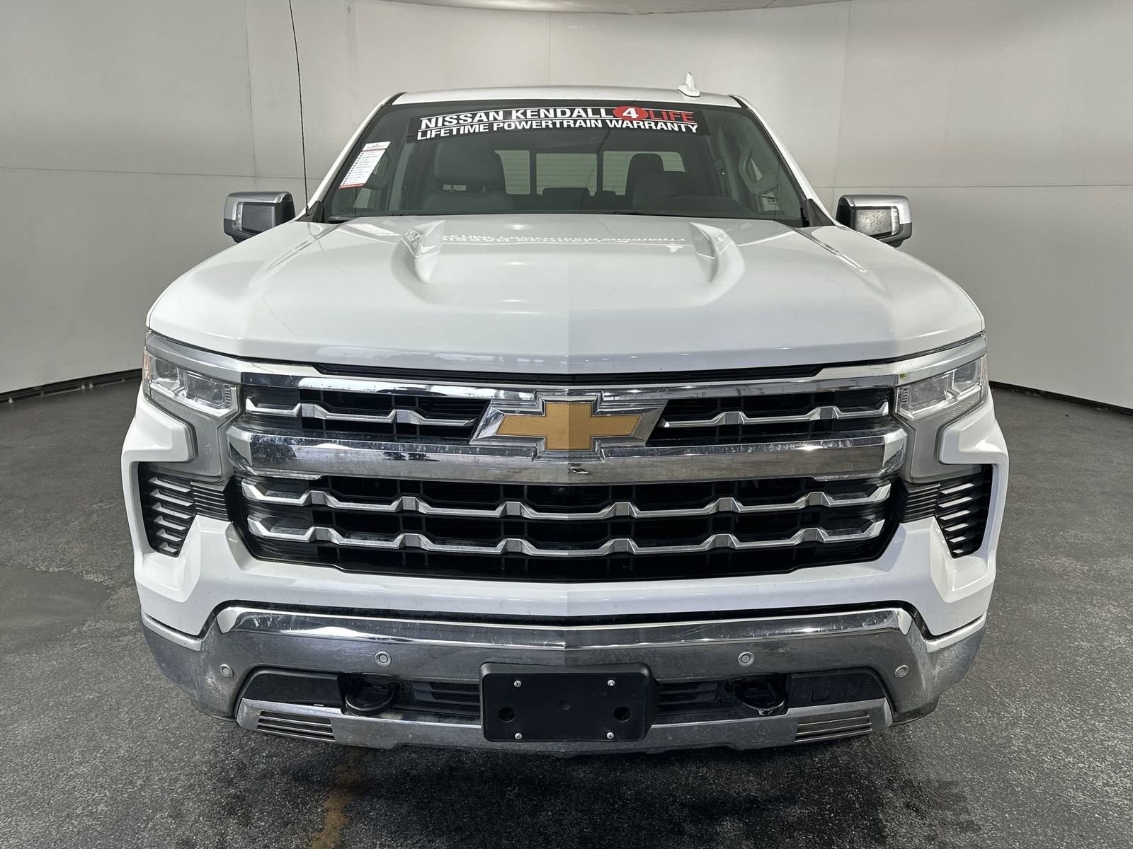 Used 2024 Chevrolet Silverado 1500 LTZ image 4