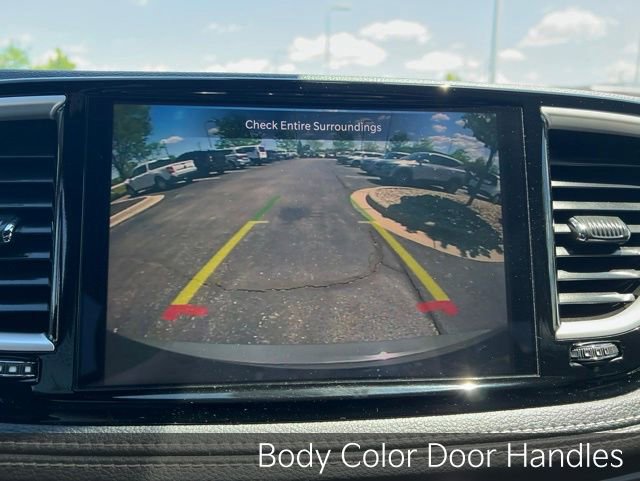 Used 2021 Chrysler Pacifica Touring-L w/ Uconnect Theater Family Group AWD/4WD image 19