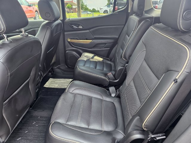Used 2019 GMC Acadia Denali w/ Technology Package FWD image 19