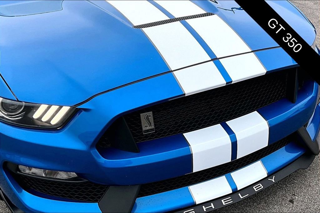 Used 2020 Ford Mustang Shelby GT350 w/ Technology Package image 30