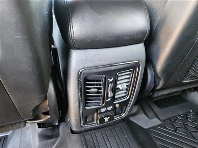 Used 2019 Jeep Grand Cherokee Limited w/ Trailer Tow Group IV image 19