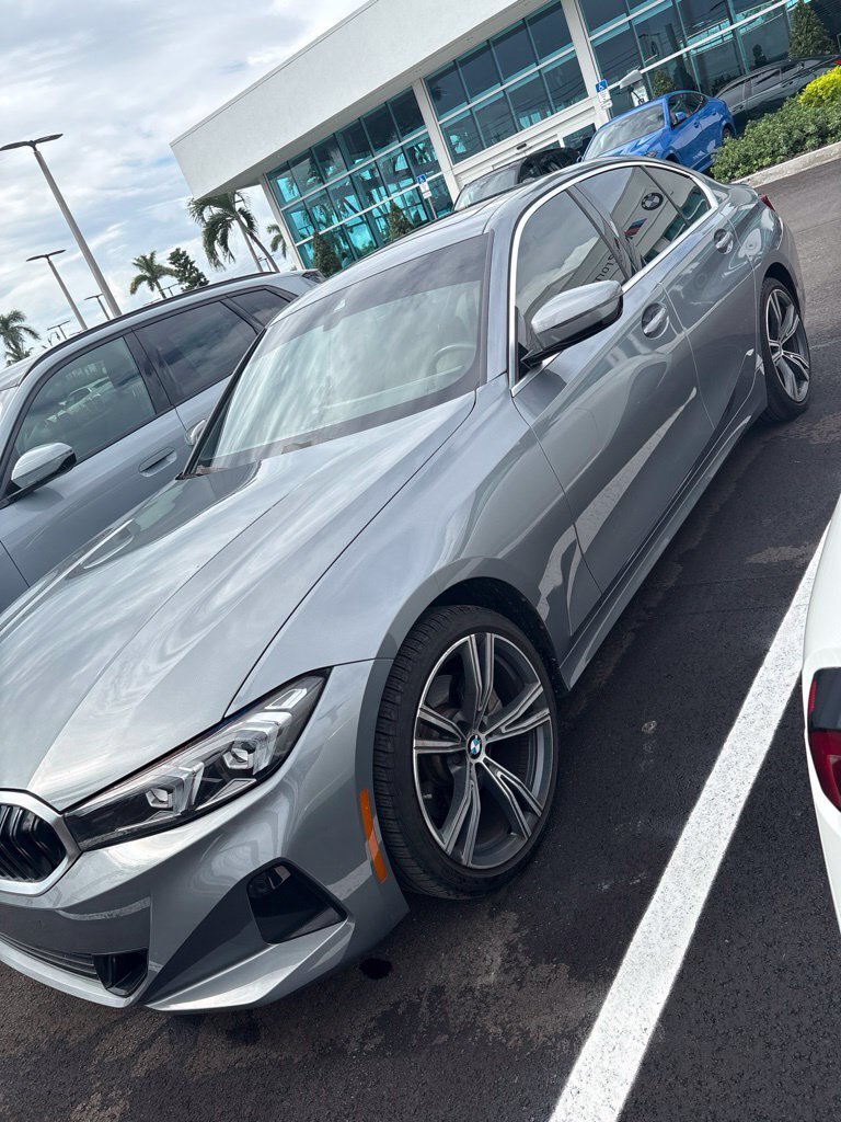 Certified 2024 BMW 330i Sedan w/ Convenience Package RWD image 10