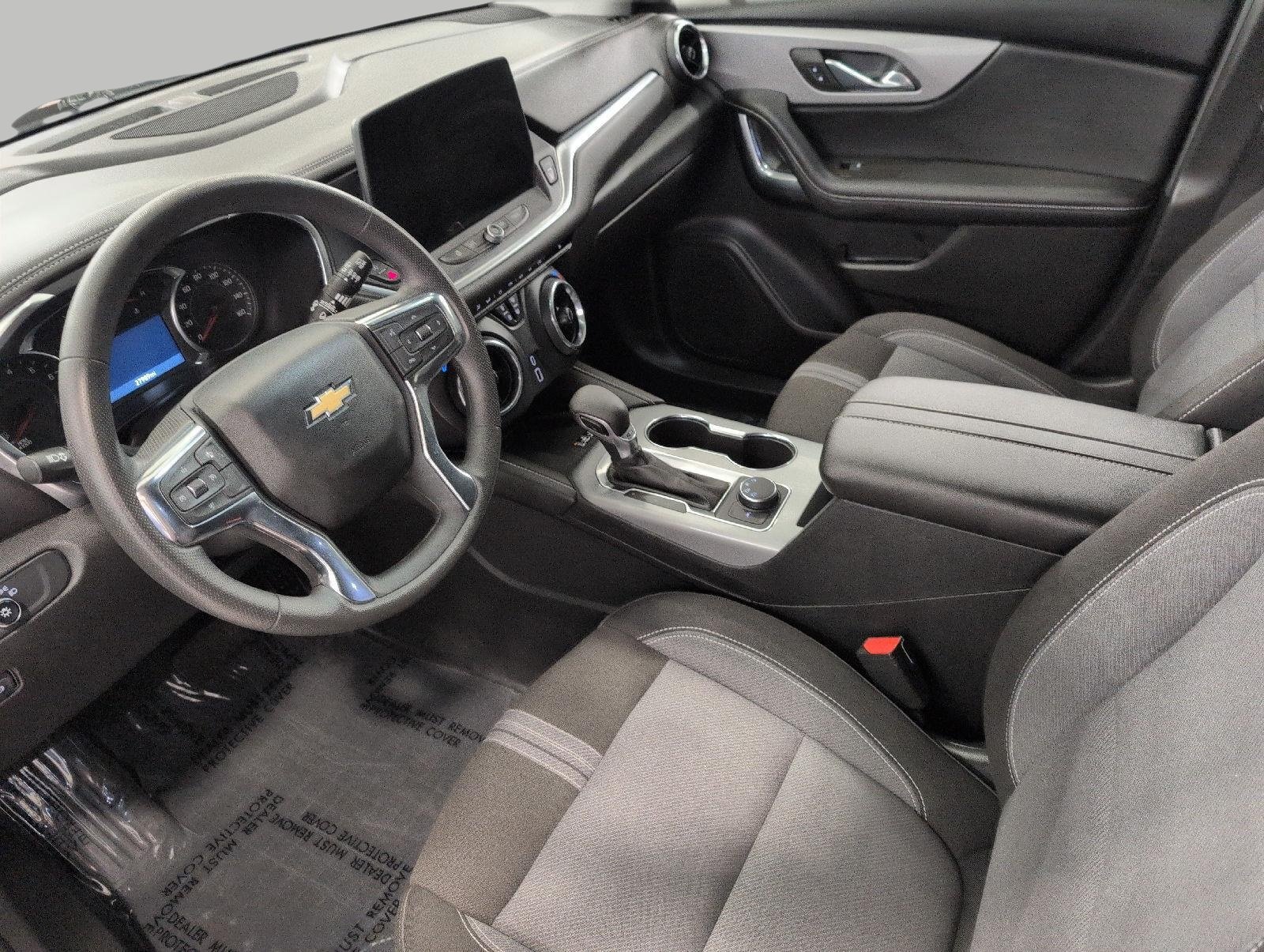 Used 2023 Chevrolet Blazer LT w/ Convenience Package AWD/4WD image 9