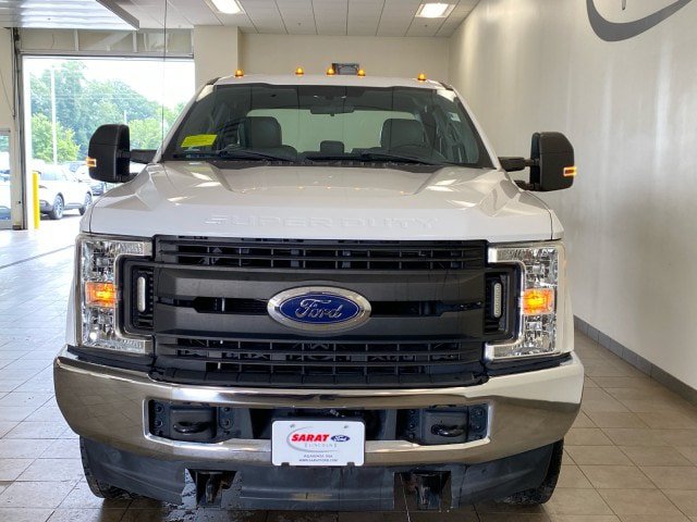 Used 2017 Ford F250 XL w/ Power Equipment Group AWD/4WD image 3