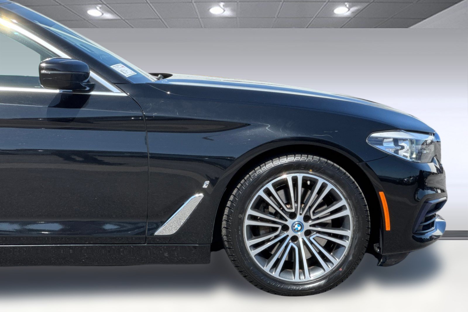 Used 2019 BMW 530e RWD image 17