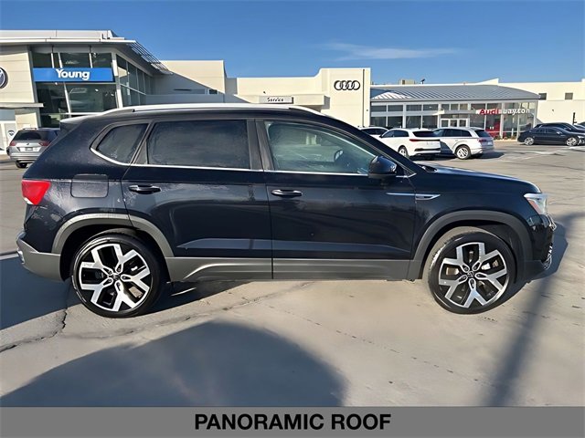 Used 2023 Volkswagen Taos SEL image 2