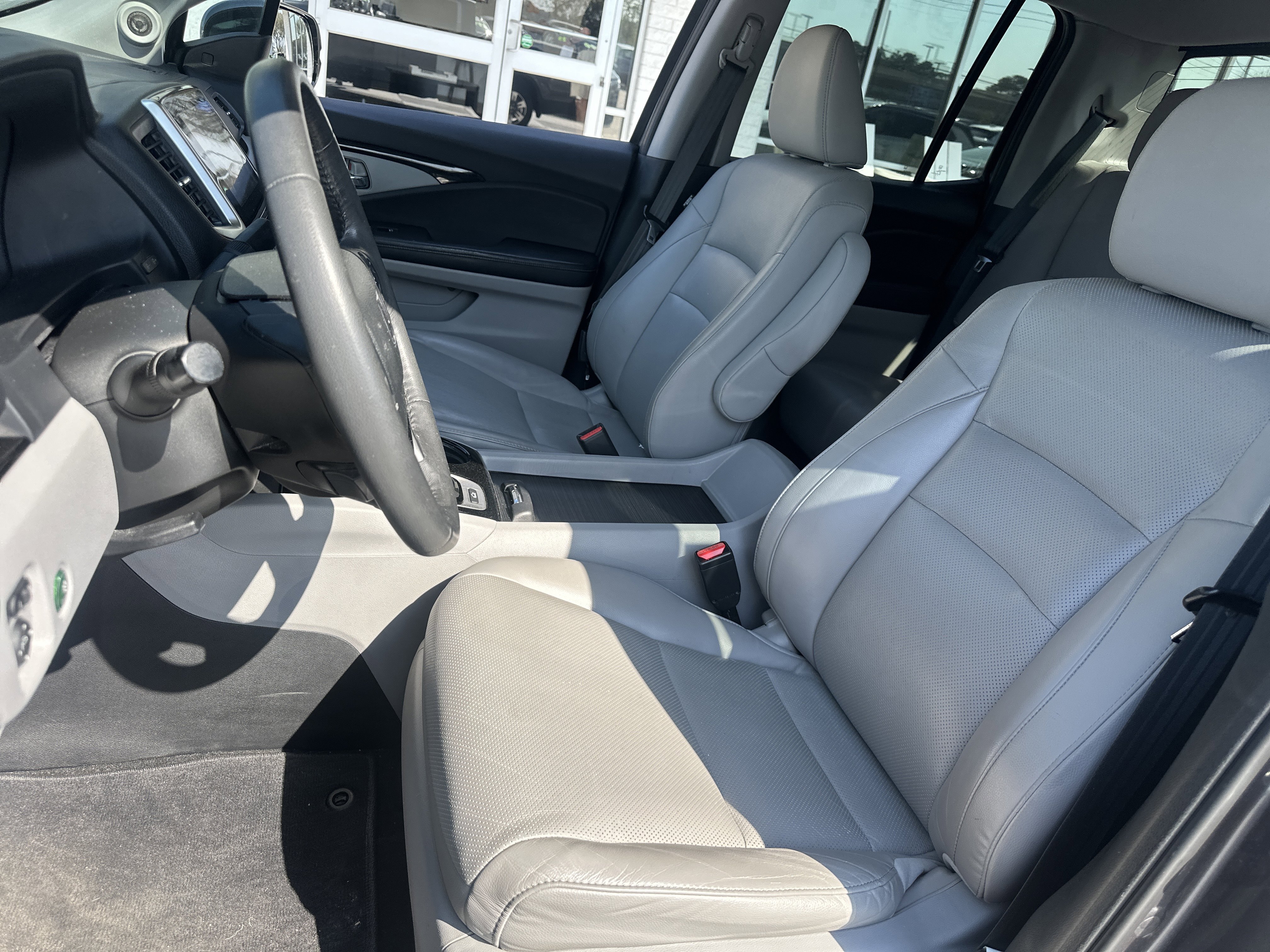 Used 2019 Honda Ridgeline RTL-E image 10