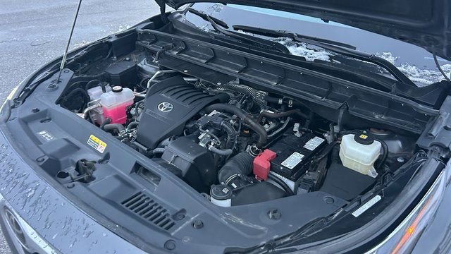 Used 2023 Toyota Highlander Limited image 63