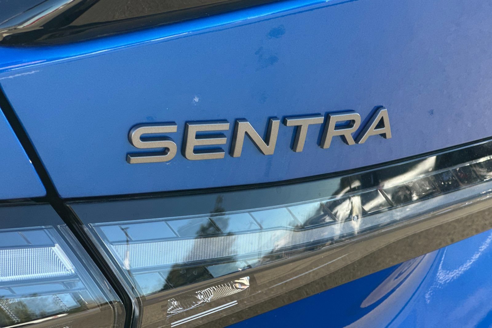 New 2026 Nissan Sentra SR w/ SR Premium Package FWD image 32