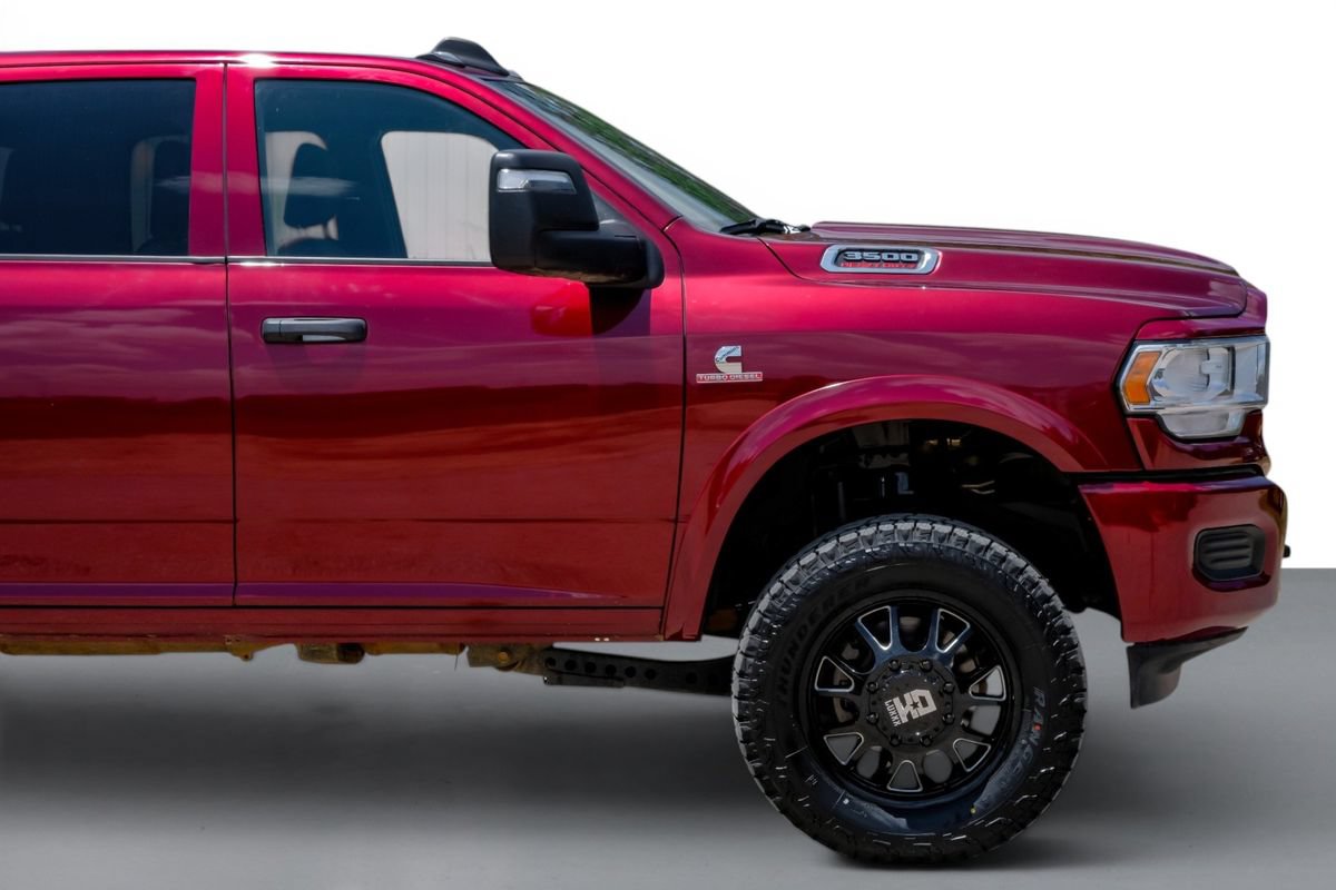 Used 2024 RAM 3500 Tradesman w/ Chrome Appearance Group AWD/4WD image 8