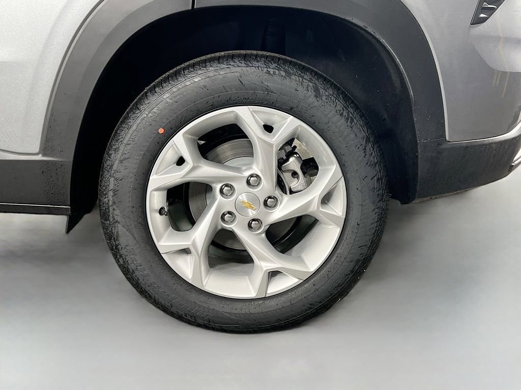 New 2026 Chevrolet Trax LS image 29