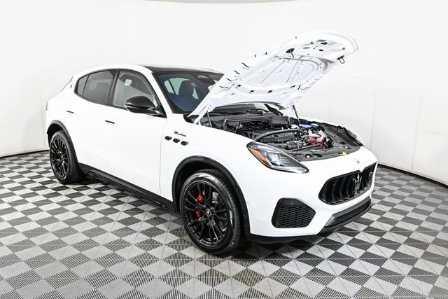New 2025 Maserati Grecale Folgore AWD/4WD image 35