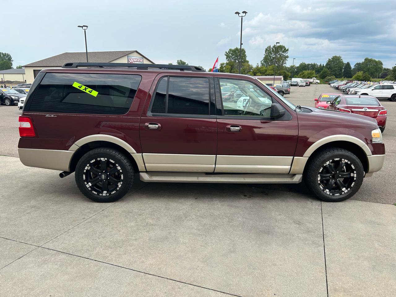 Used 2010 Ford Expedition EL 4WD image 4